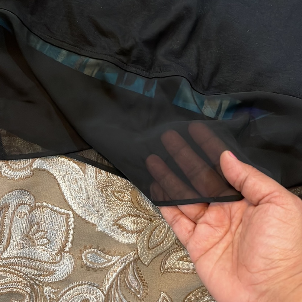 Lane Bryant 3/4 sleeve, front bod: teal, black purple back body: black knit - Picture 6 of 8